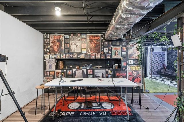 1101 W 25th Terrace S, Independence, MO 64052