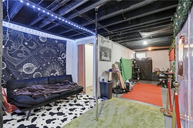 1101 W 25th Terrace S, Independence, MO 64052