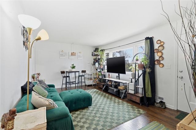 1101 W 25th Terrace S, Independence, MO 64052