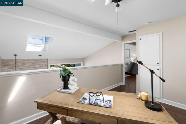 1712 Saint Andrews Dr, Moraga, CA 94556