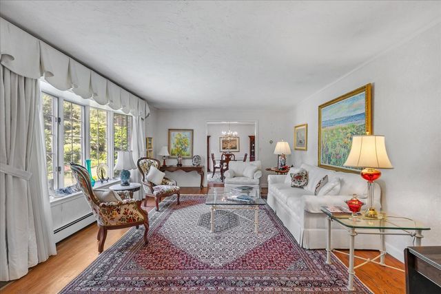 175 Hickory Hill Circle, Osterville, MA 02655