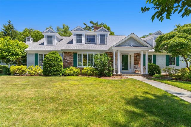 175 Hickory Hill Circle, Osterville, MA 02655