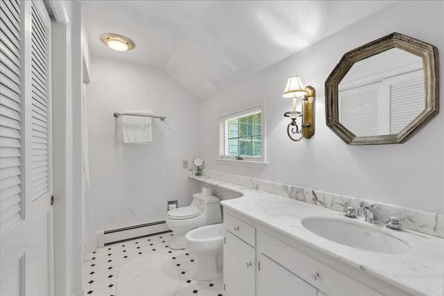 175 Hickory Hill Circle, Osterville, MA 02655