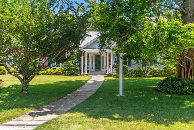 175 Hickory Hill Circle, Osterville, MA 02655