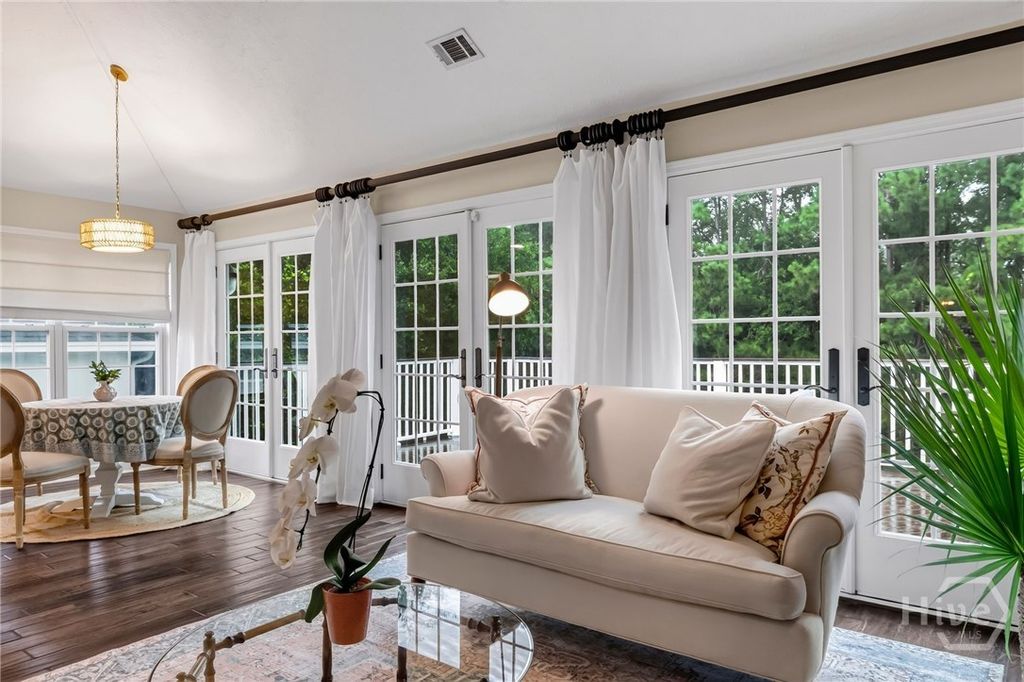 Image 11 of property listing at 109 Briarberry Bluff Drive, Savannah, GA 31406