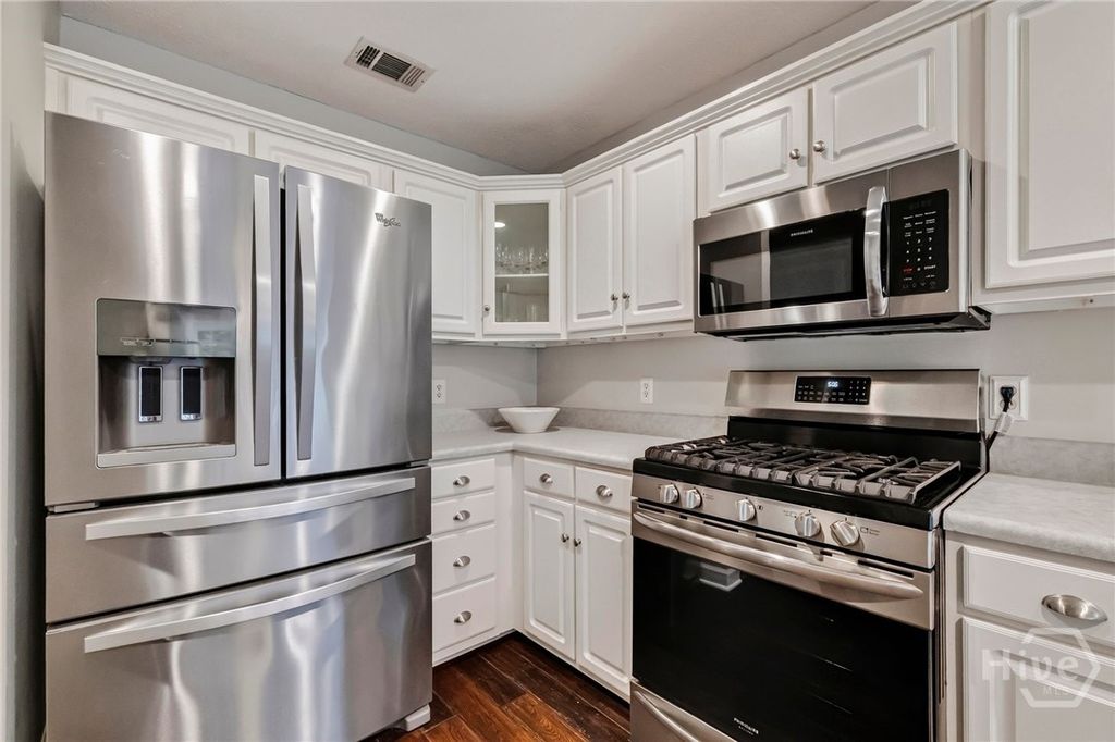 Image 14 of property listing at 109 Briarberry Bluff Drive, Savannah, GA 31406