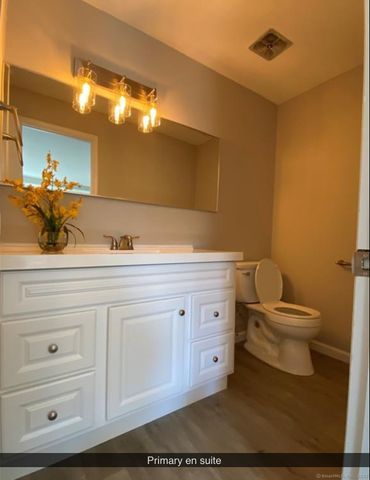 99 Brittany Farms Road APT F, New Britain, CT 06053