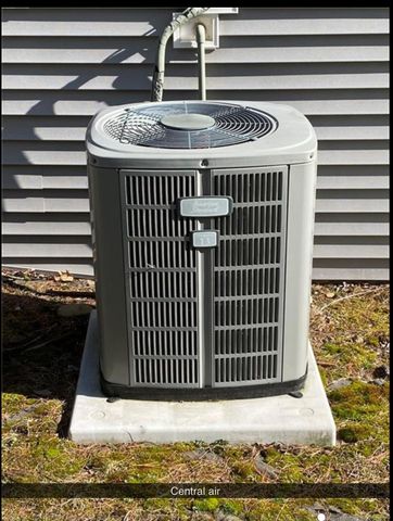 99 Brittany Farms Road APT F, New Britain, CT 06053