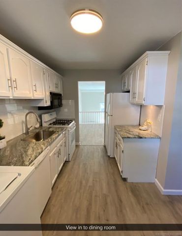 99 Brittany Farms Road APT F, New Britain, CT 06053