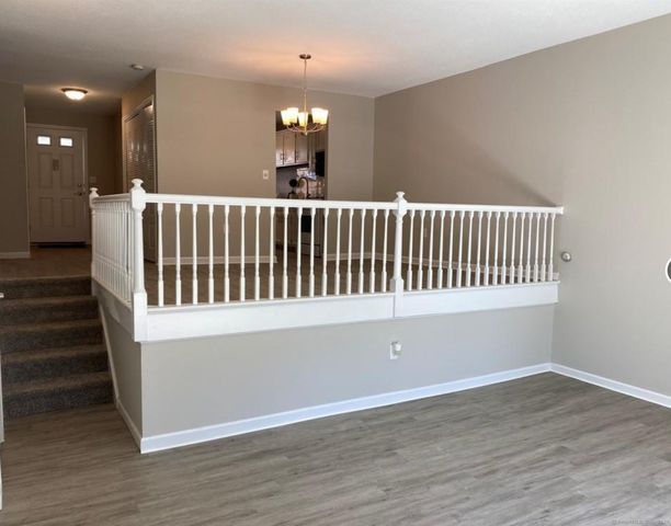 99 Brittany Farms Road APT F, New Britain, CT 06053