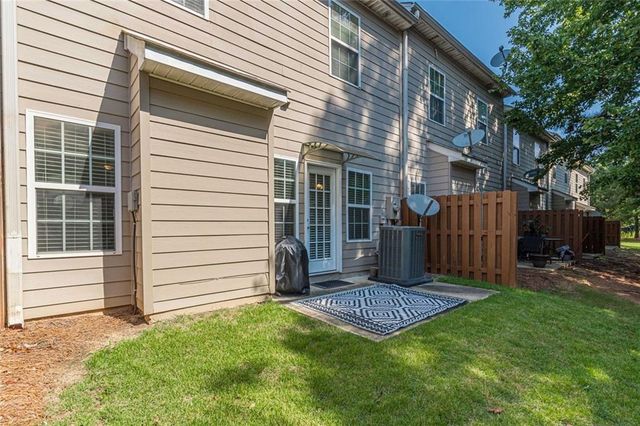 7640 Rutgers Circle, Fairburn, GA 30213