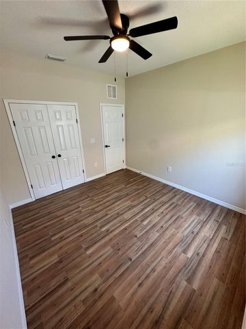 1404 LOWRY AVENUE E, Haines City, FL 33844