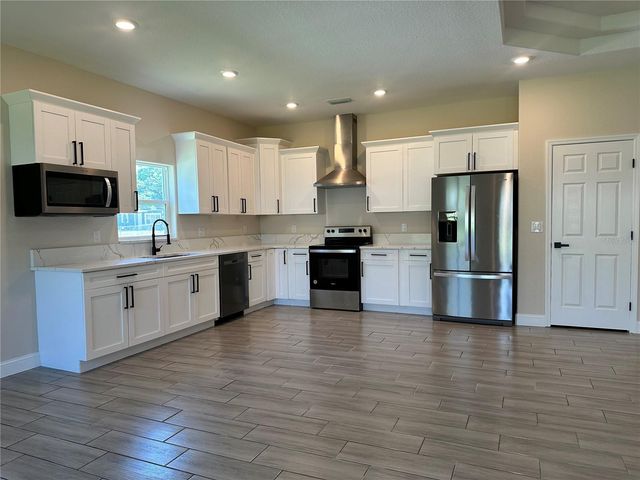 1404 LOWRY AVENUE E, Haines City, FL 33844