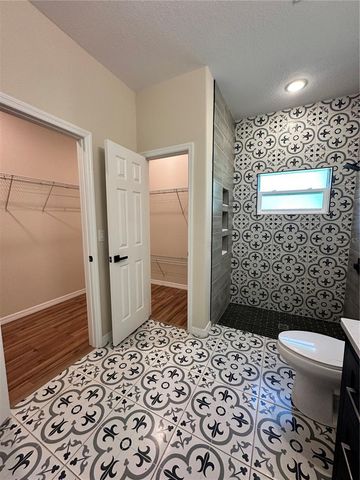 1404 LOWRY AVENUE E, Haines City, FL 33844