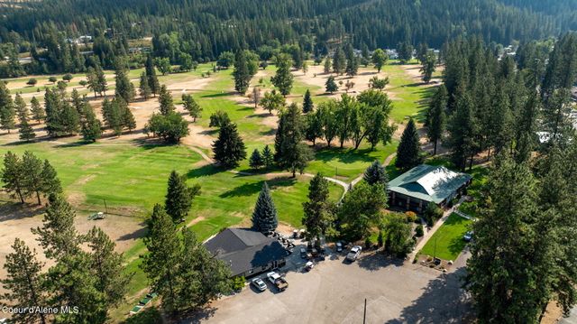 307 Woodland Dr, Pinehurst, ID 83850