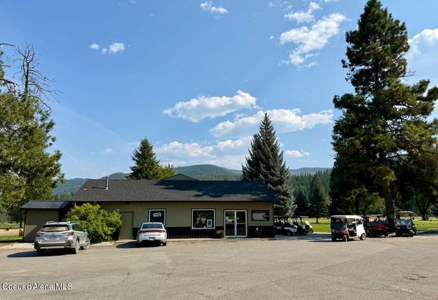 307 Woodland Dr, Pinehurst, ID 83850