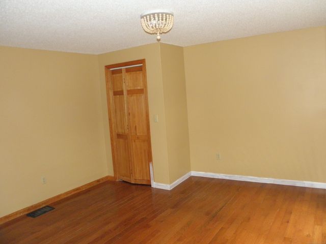 89 Harris Rd Extension, Salem, CT 06420