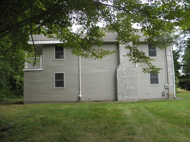 89 Harris Rd Extension, Salem, CT 06420