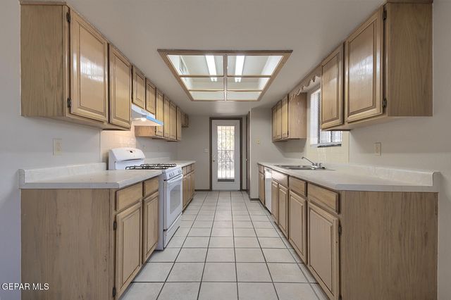 2601 JEFFERSON Avenue, El Paso, TX 79930