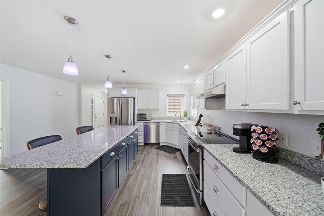 4015 Eastbridge Circle, Stockbridge, MI 49285