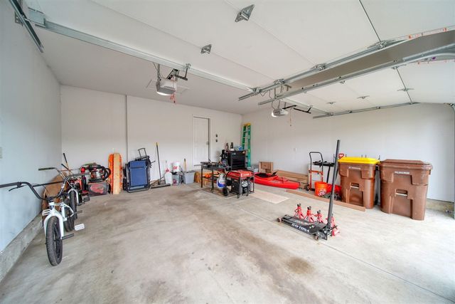 4015 Eastbridge Circle, Stockbridge, MI 49285