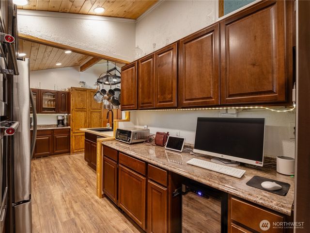 33620 45th Avenue Ct E, Eatonville, WA 98328