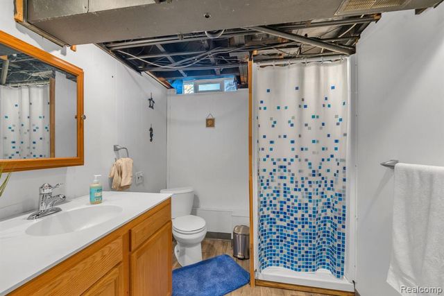 36106 Canyon Drive, Westland, MI 48186