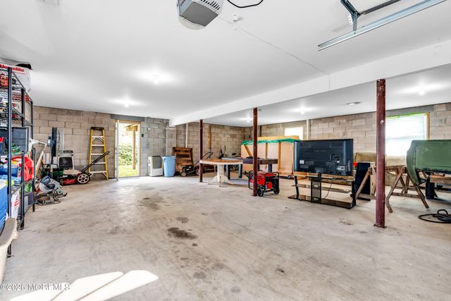 160 Twilight Avenue, Keansburg, NJ 07734