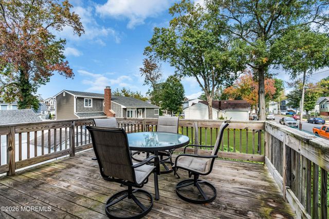160 Twilight Avenue, Keansburg, NJ 07734
