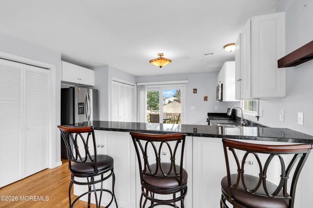 160 Twilight Avenue, Keansburg, NJ 07734