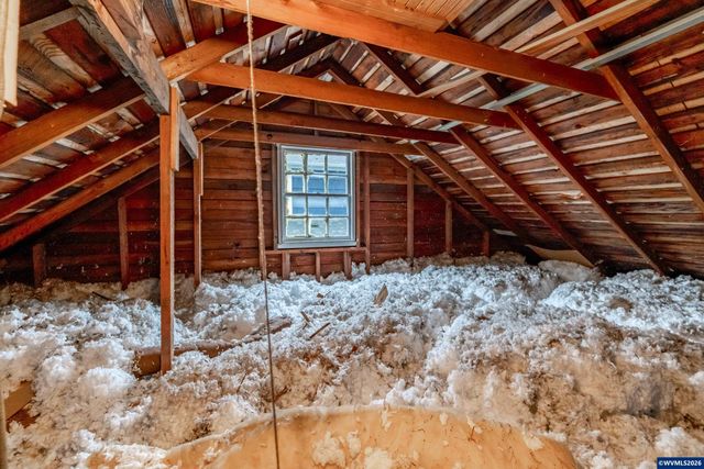 1030 21st St NE, Salem, OR 97301