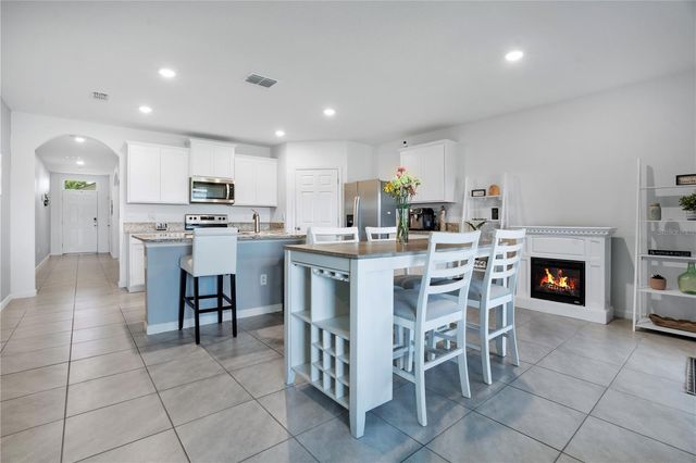 1581 MINERAL LOOP DRIVE NW, Palm Bay, FL 32907