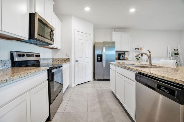 1581 MINERAL LOOP DRIVE NW, Palm Bay, FL 32907