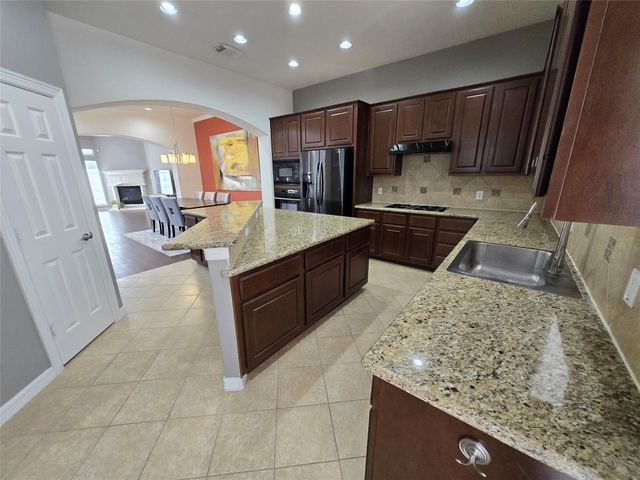 8020 Pagosa Springs Drive, Houston, TX 77040