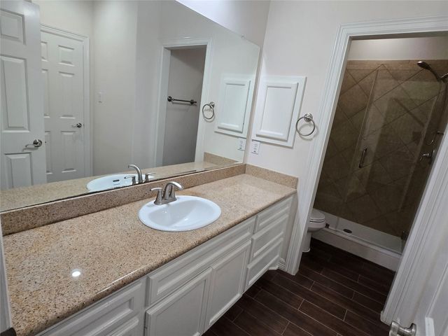 8020 Pagosa Springs Drive, Houston, TX 77040