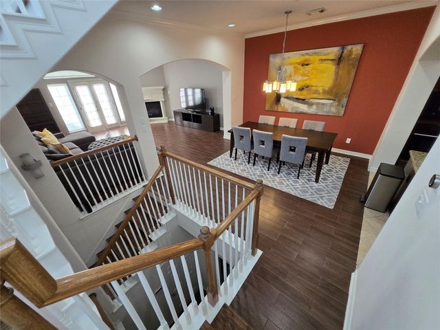 8020 Pagosa Springs Drive, Houston, TX 77040