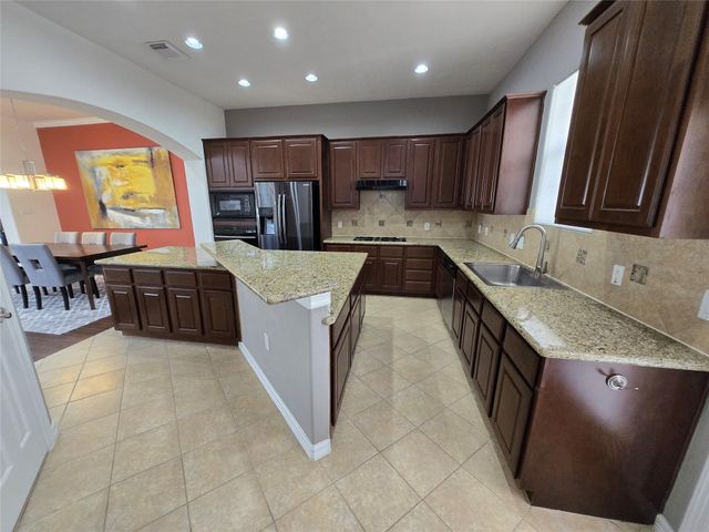 8020 Pagosa Springs Drive, Houston, TX 77040