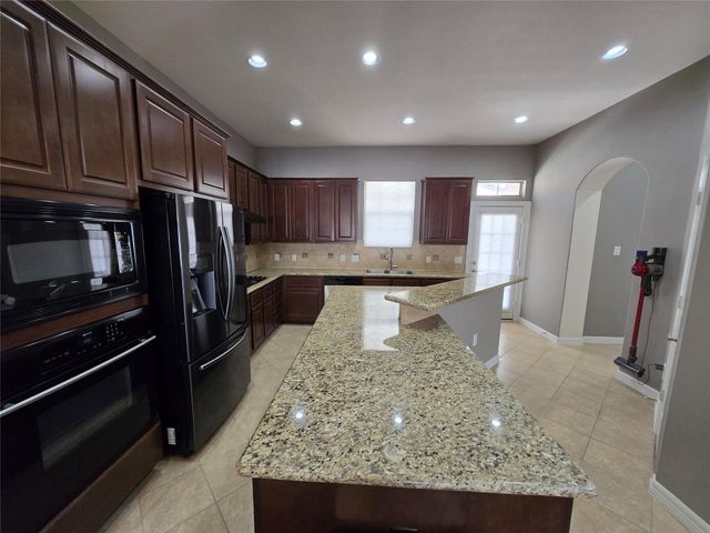 8020 Pagosa Springs Drive, Houston, TX 77040