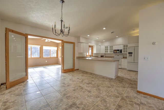 1413 Golden Valley Lane, Minot, ND 58703