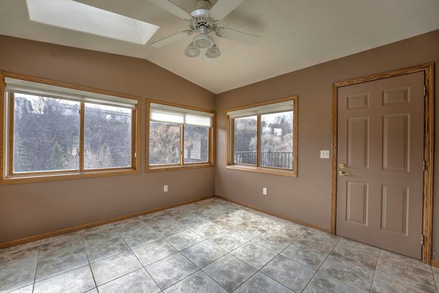 1413 Golden Valley Lane, Minot, ND 58703