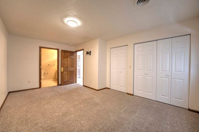 1413 Golden Valley Lane, Minot, ND 58703