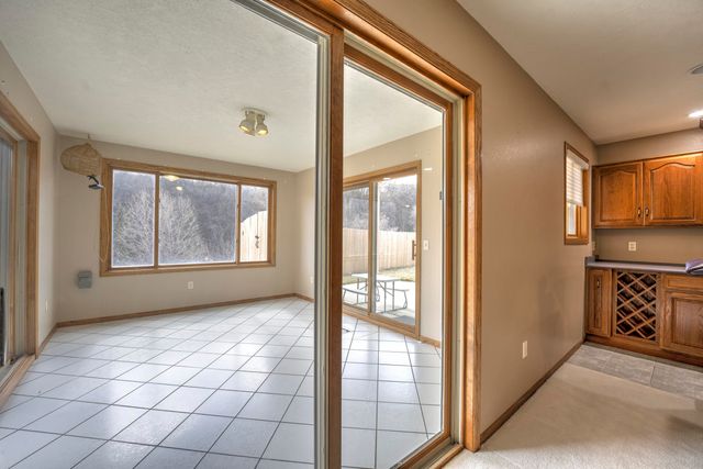 1413 Golden Valley Lane, Minot, ND 58703