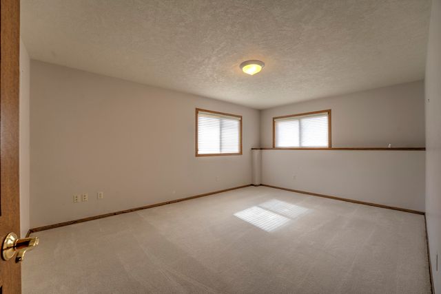 1413 Golden Valley Lane, Minot, ND 58703