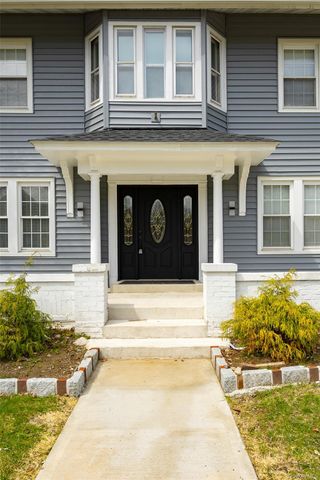 67 S Grand Avenue, Poughkeepsie, NY 12603