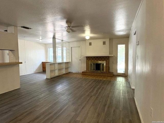 4319 LAS CRUCES ST, San Antonio, TX 78233
