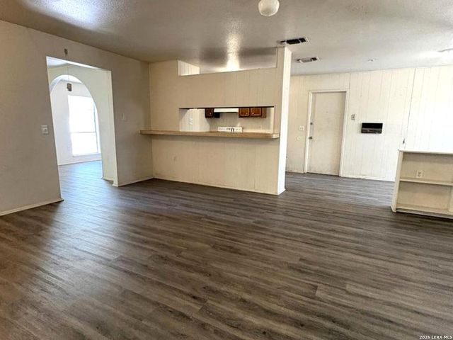 4319 LAS CRUCES ST, San Antonio, TX 78233
