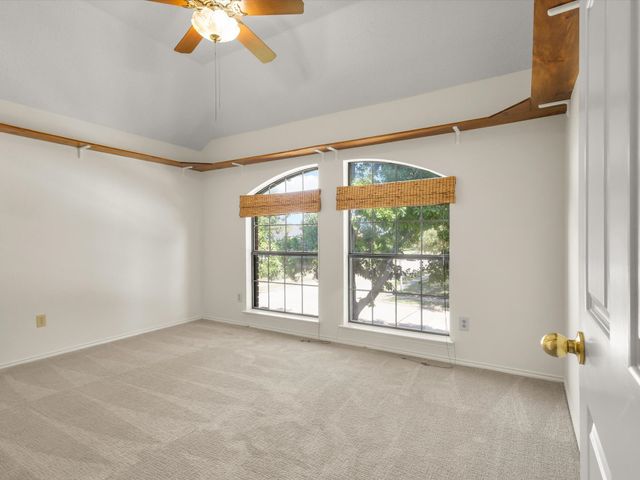 2600 Bowie Drive, Mesquite, TX 75181