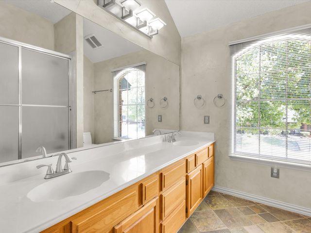 2600 Bowie Drive, Mesquite, TX 75181