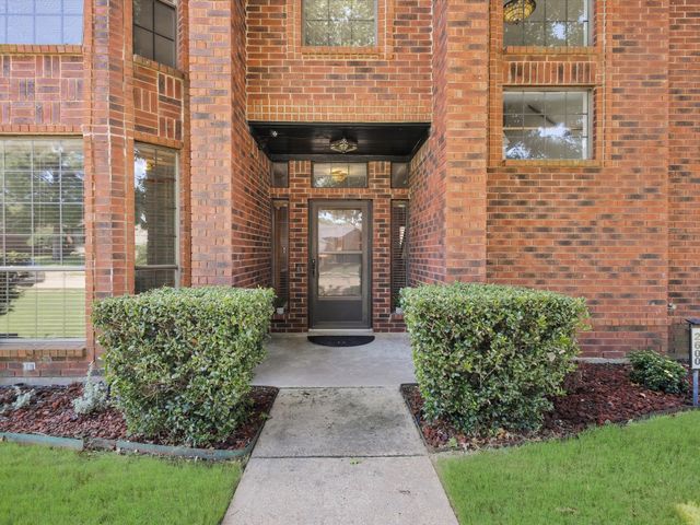 2600 Bowie Drive, Mesquite, TX 75181