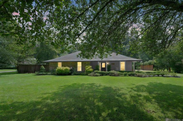 7566 Kingsley Dr, Denham Springs, LA 70706